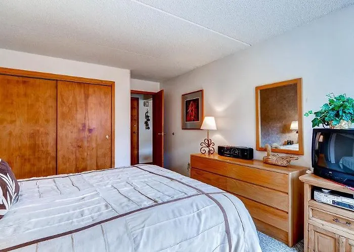 East Village Hotel