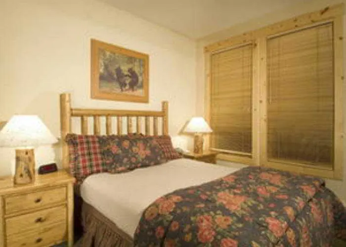 East Village 3* Copper Mountain