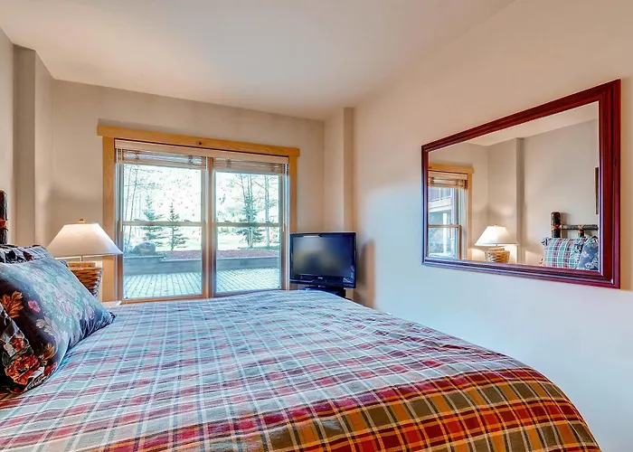 East Village 3*